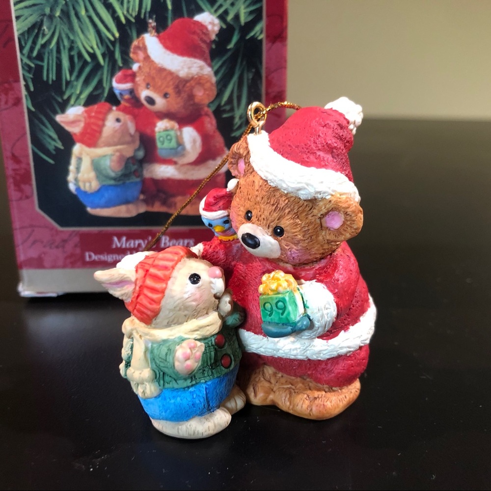 Vintage Hallmark keepsake ornament 1999
